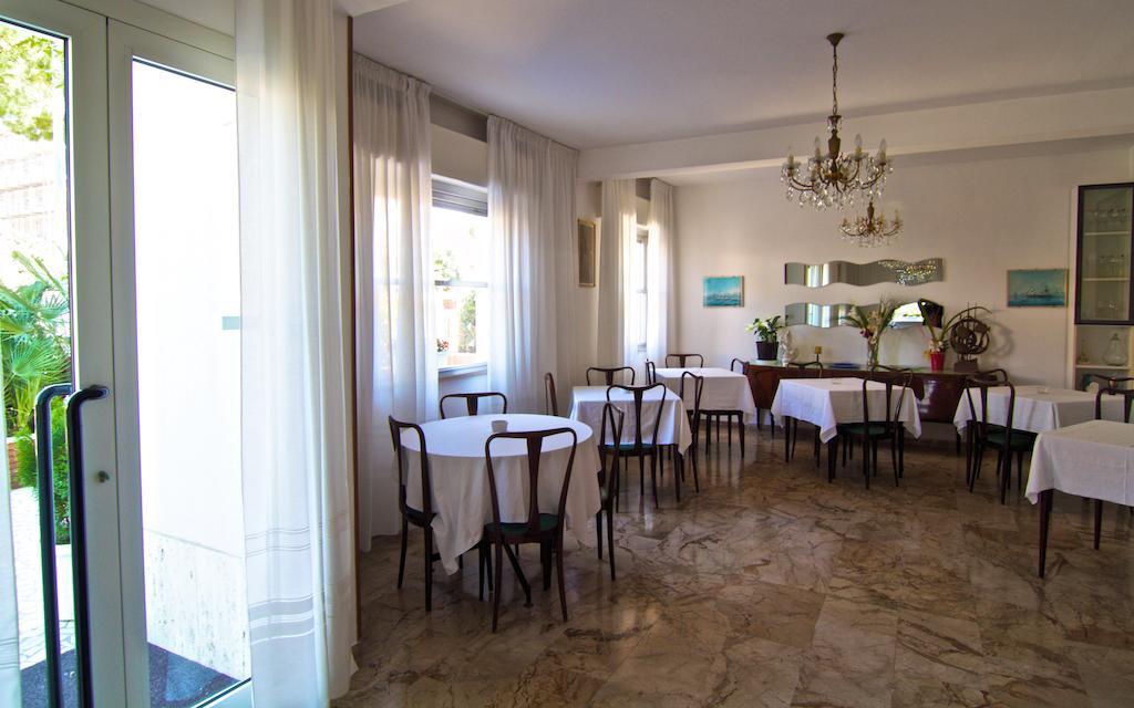 ריצ'יונה Hotel Villa Tua מראה חיצוני תמונה